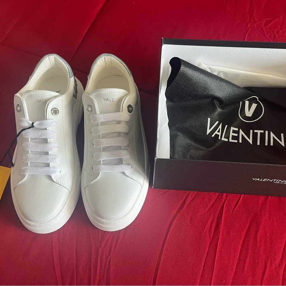 Valentino Men's White Leather Low-Top Sneakers